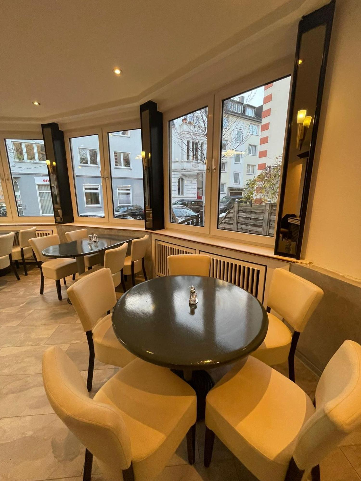 Sun Hotel Эссен Экстерьер фото