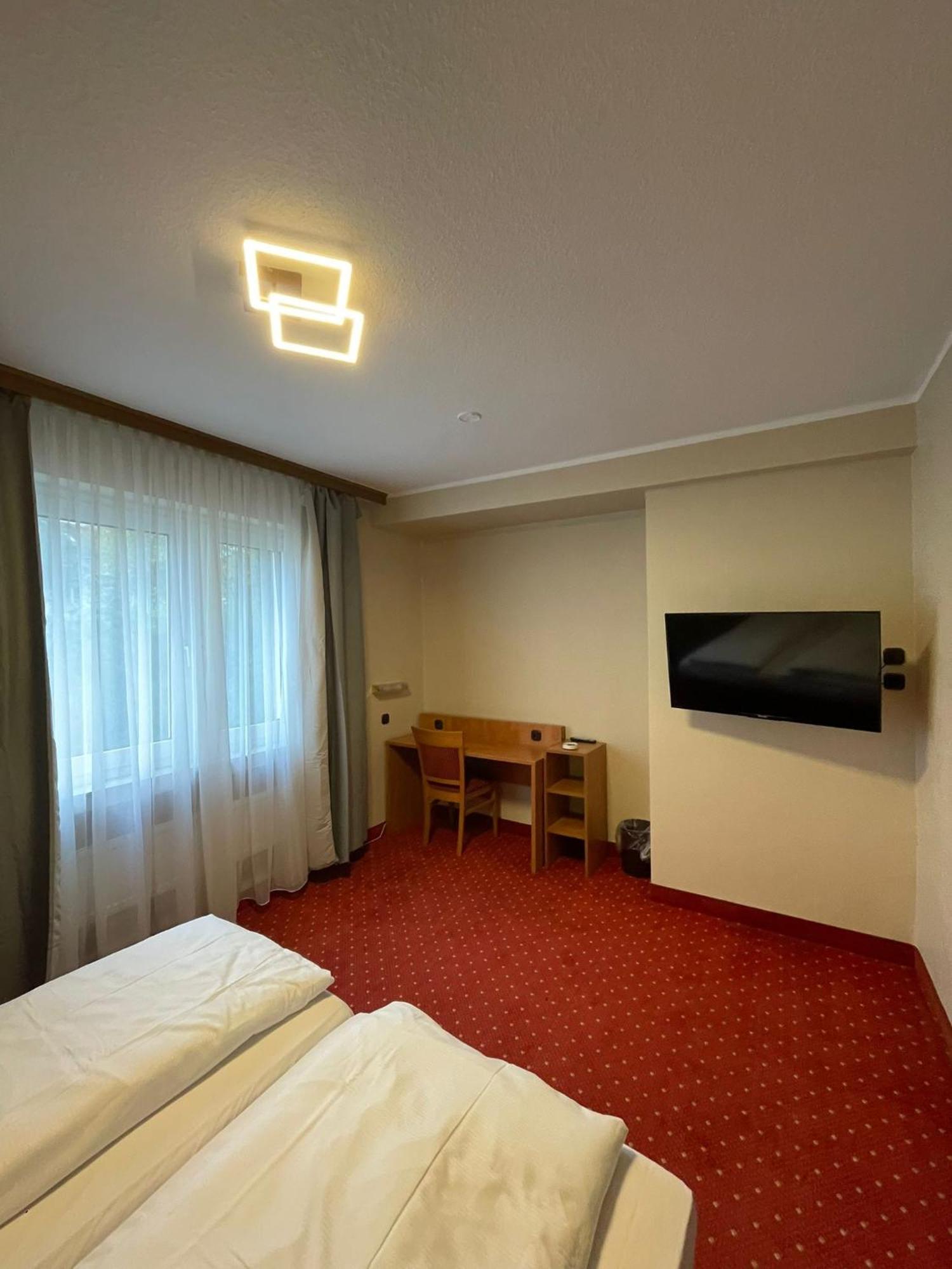 Sun Hotel Эссен Экстерьер фото